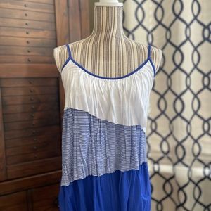Spaghetti strap blue and white flowy top-L